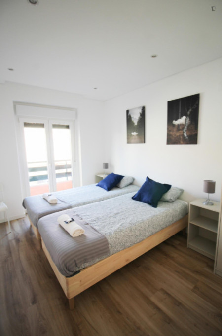 Welcoming 2-bedroom flat in Parque das Nações