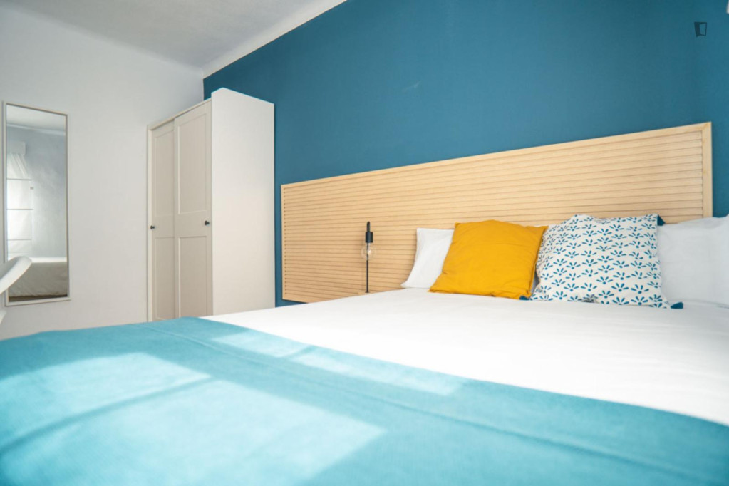 Welcoming double bedroom in Prosperidad - Madrid - chambre - ImmoJeune