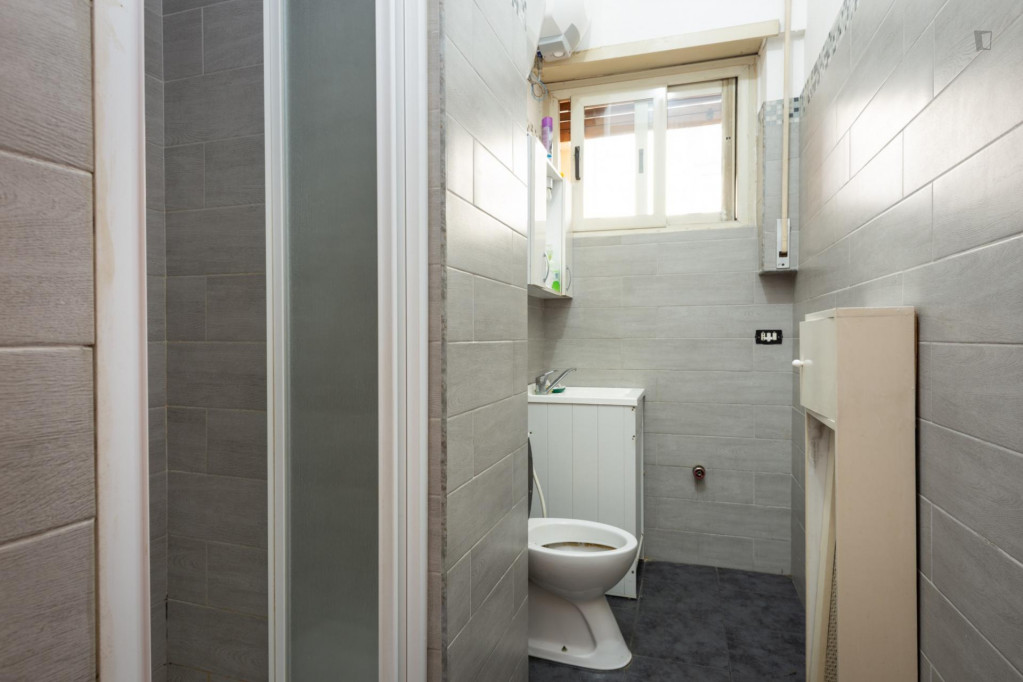 Attractive and cosy single bedroom in Tufello