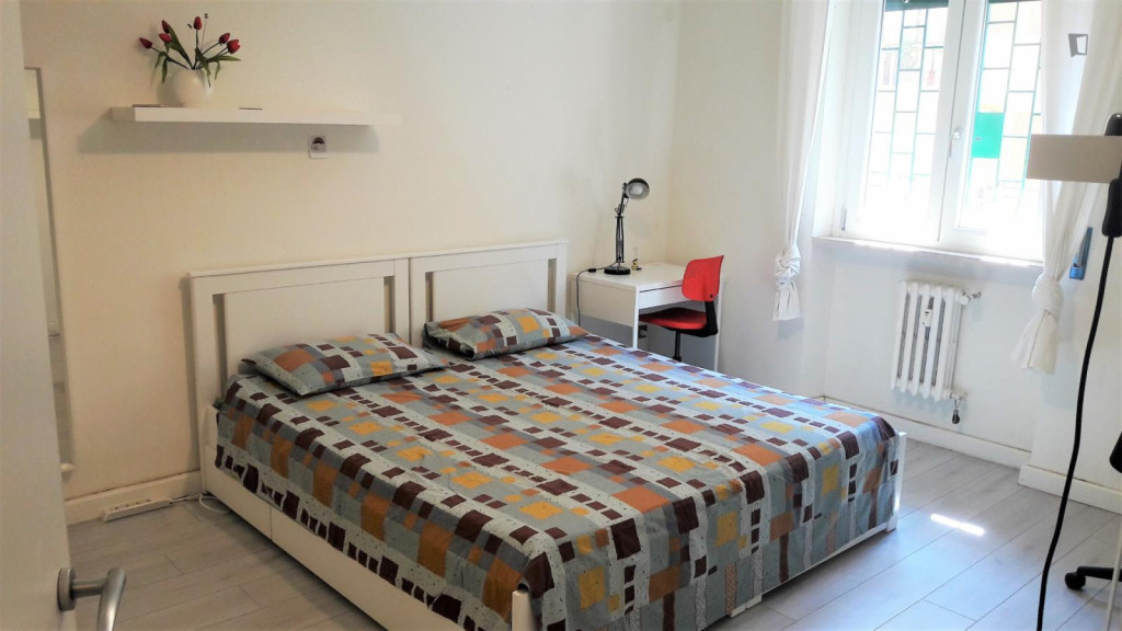 Bedroom in 2-bedroom apartment - Rome - chambre - ImmoJeune