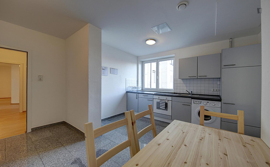 Welcoming single bedroom near the Mercedesstraße metro