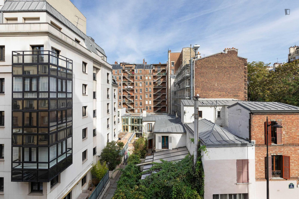 Delightful 1-bedroom apartment in Auteuil