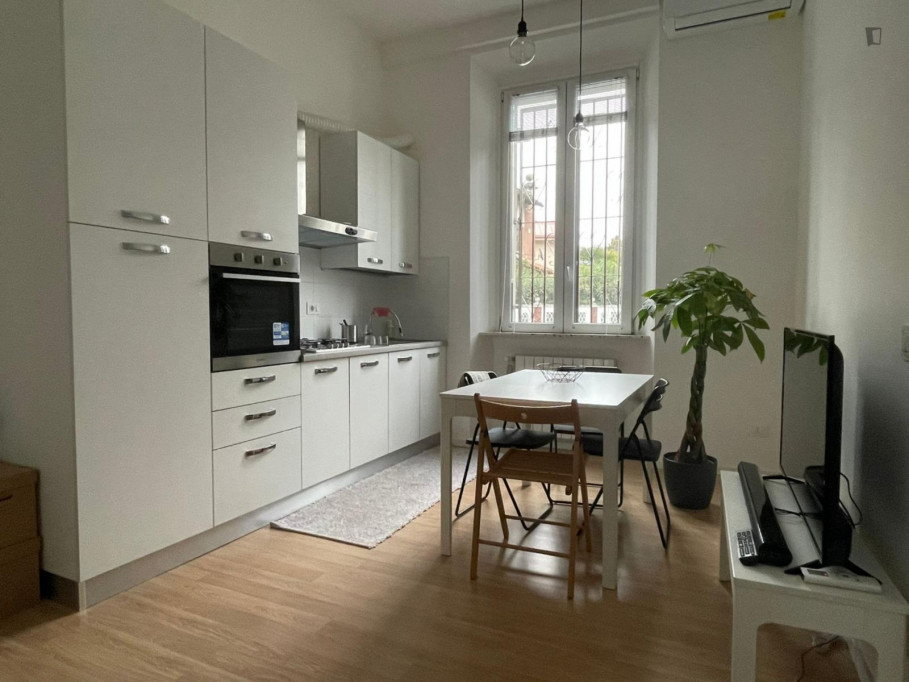 1-bedroom apartment in Zara neighbourhood - Milan - chambre - ImmoJeune
