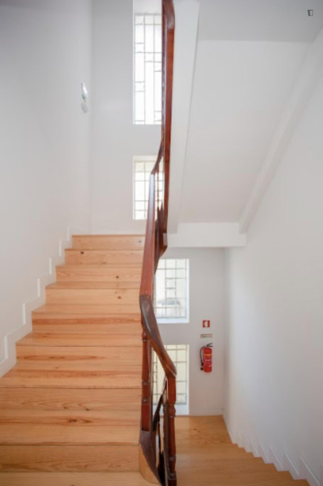 Charming 2-bedroom apartment next to 24 de Agosto metro station
