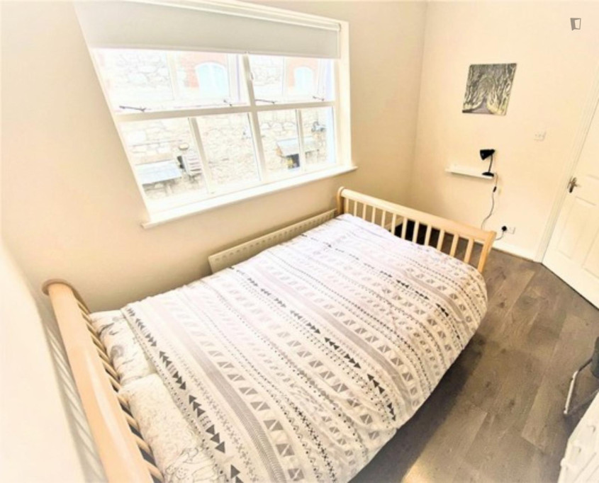Inviting double bedroom in the centre of Cork