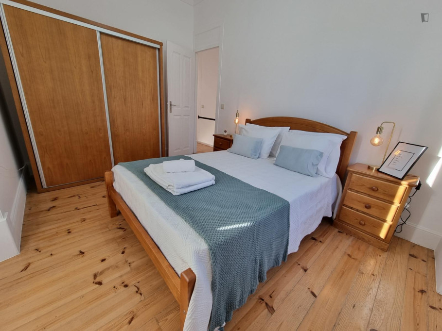 Modern and cosy 3-bedroom house, in São Romão - Coimbra - chambre - ImmoJeune
