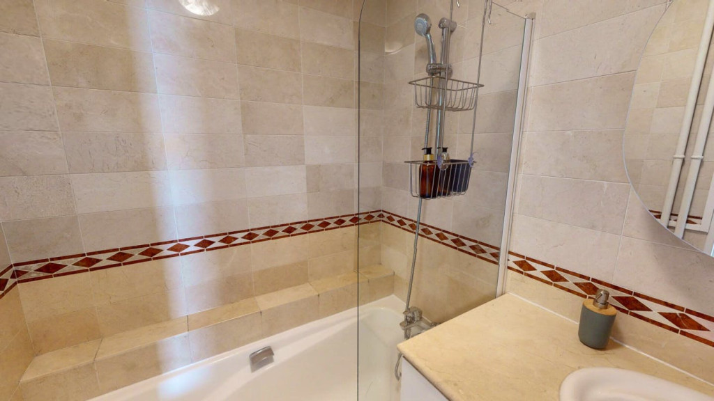 Bright Comfortable Apt. near Montparnasse