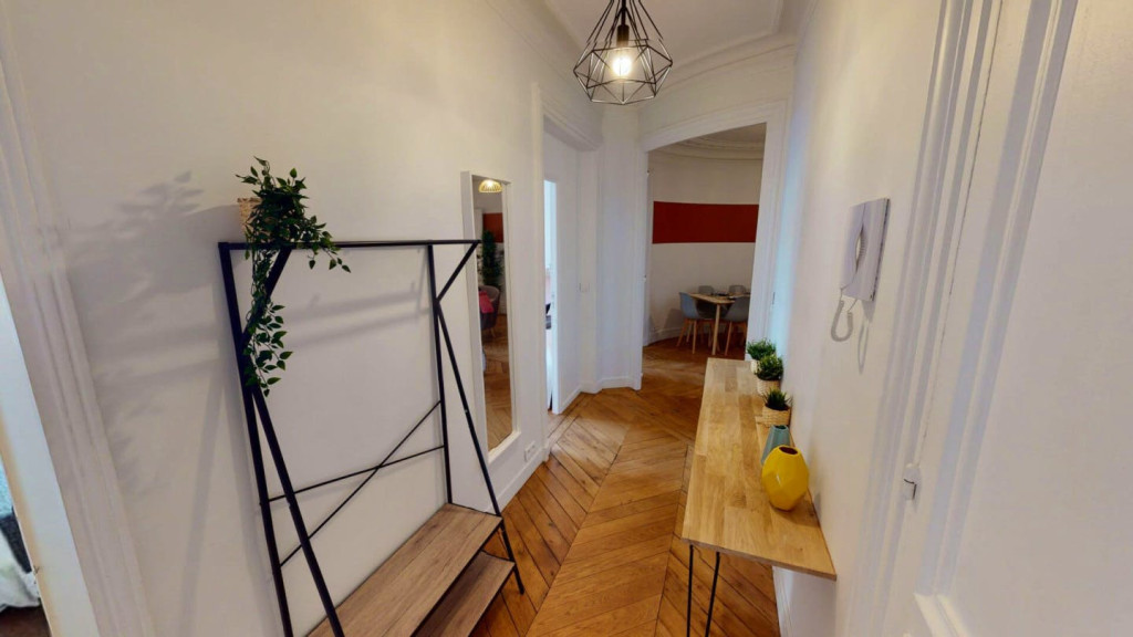 Exceptional Stunning Apt. right away Arc de Triomphe