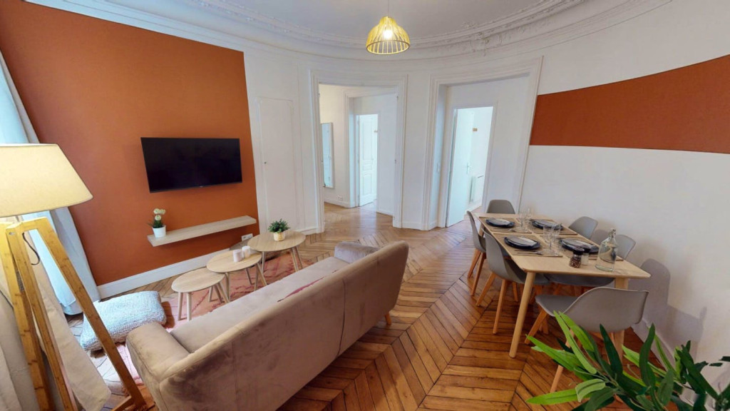 Exceptional Stunning Apt. right away Arc de Triomphe