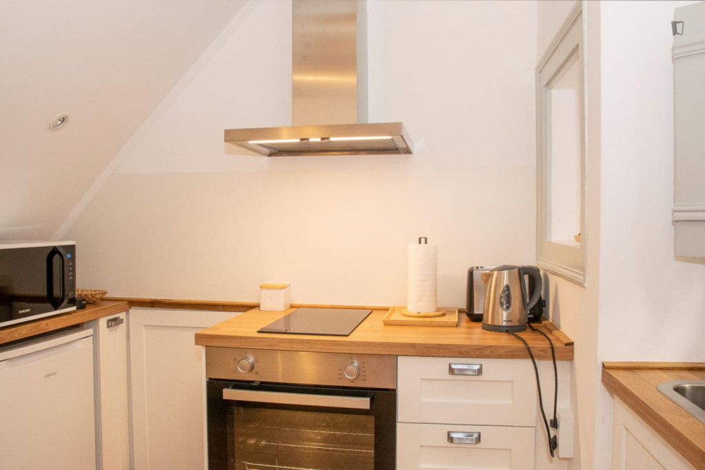 Sunny and trendy flat - Setubal - chambre - ImmoJeune