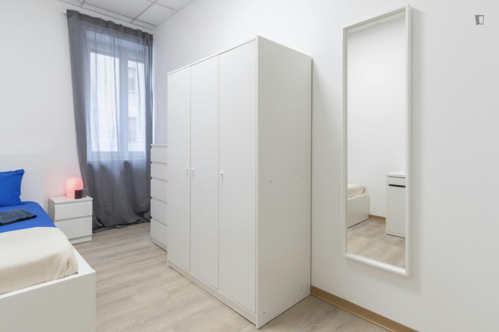 Bright single bedroom in Saint Rita