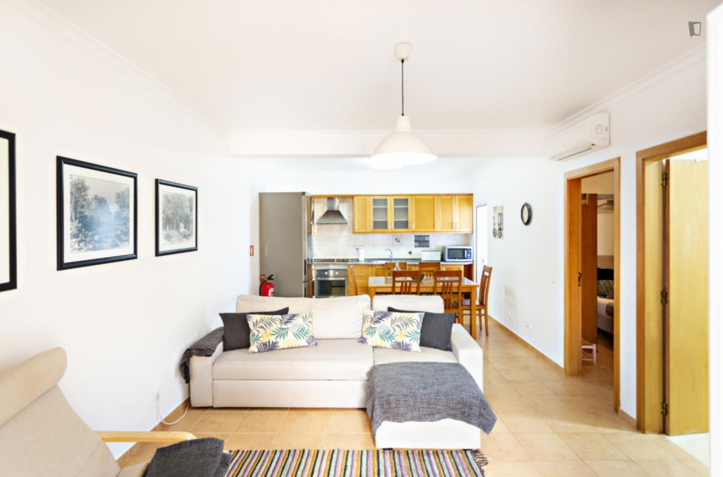 Bright terraced house not too far from Praia de Cacela Velha