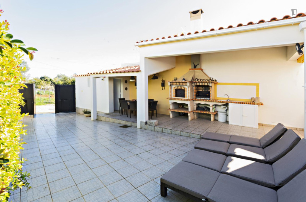 Bright terraced house not too far from Praia de Cacela Velha