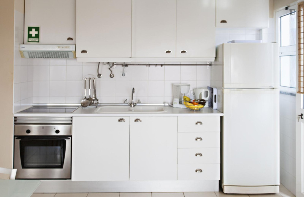 Sunny and lovely 1-bedroom flat 
