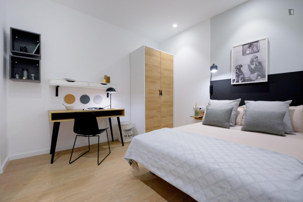 Cosy double room in the La Gran Via neighbourhood - Valence - chambre - ImmoJeune