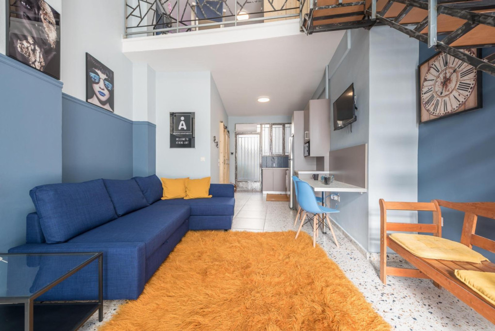 Beautiful loft 1-bedroom apartment close to Metaxourgeio metro station