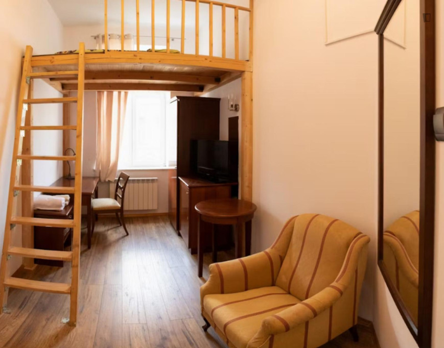 Comfortable Bedroom near Kraków old town