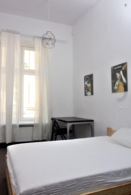 Cozy Bedroom in the best area in Kraków (Stradom)