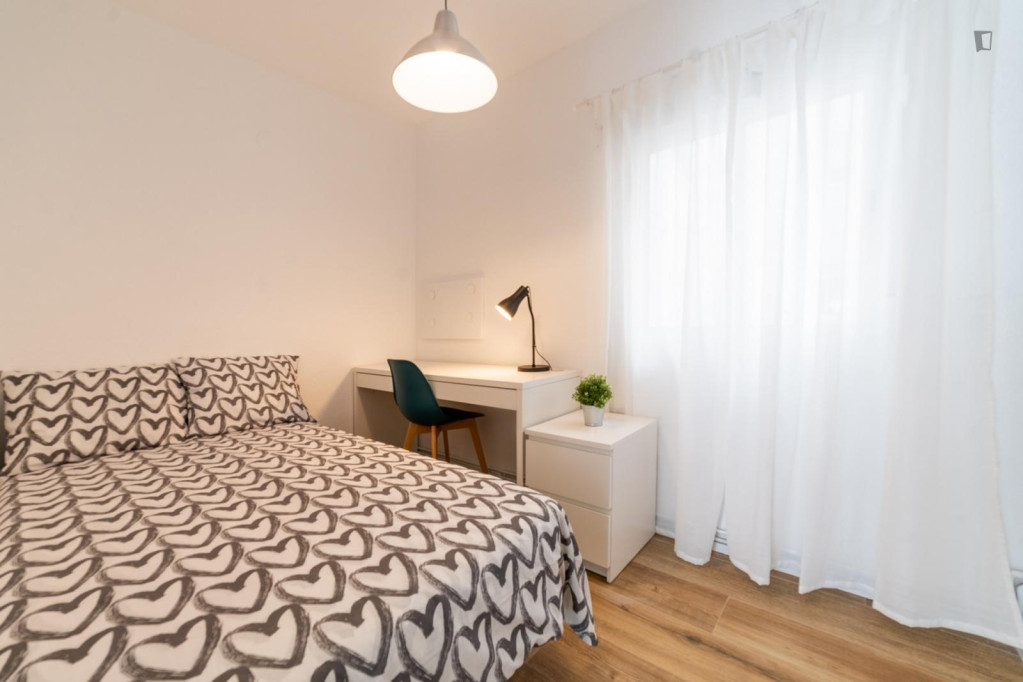 Attractive double bedroom - Valence - chambre - ImmoJeune