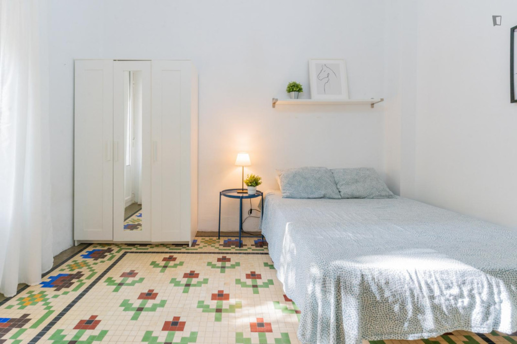 Large Appealing double bedroom - Valence - chambre - ImmoJeune