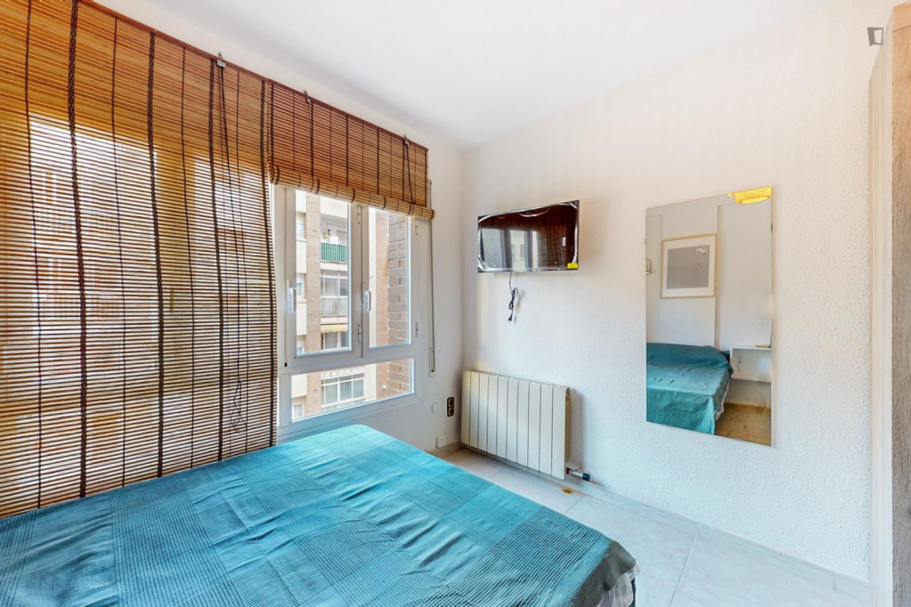 Appealing single bedroom - Tarragona - chambre - ImmoJeune