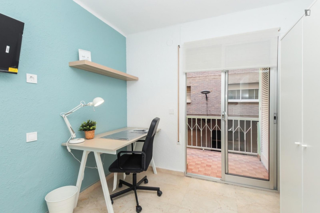 Cozy single bedroom with balcony - Tarragona - chambre - ImmoJeune