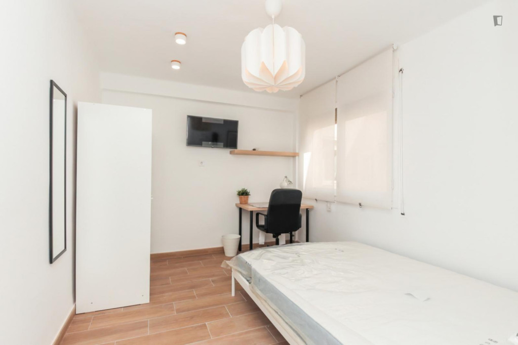 Attractive single bedroom - Tarragona - chambre - ImmoJeune