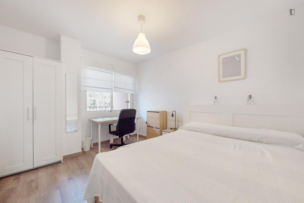 Great looking single bedroom - Tarragona - chambre - ImmoJeune