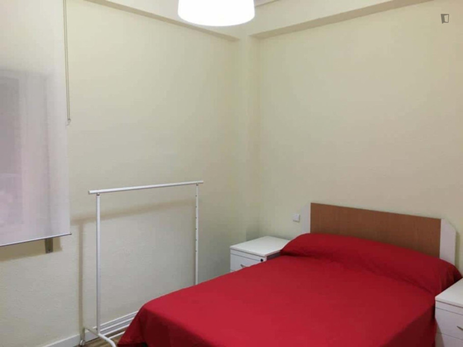 Appealing double bedroom in Lavapiés - Madrid - chambre - ImmoJeune