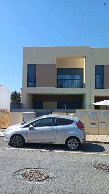 Welcoming 3-bedroom house in Lagos - Lagos - chambre - ImmoJeune