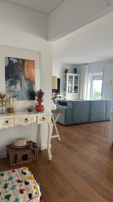Lovely 2 Bedroom Apartment plus an office close to IPC University - Coimbra - chambre - ImmoJeune