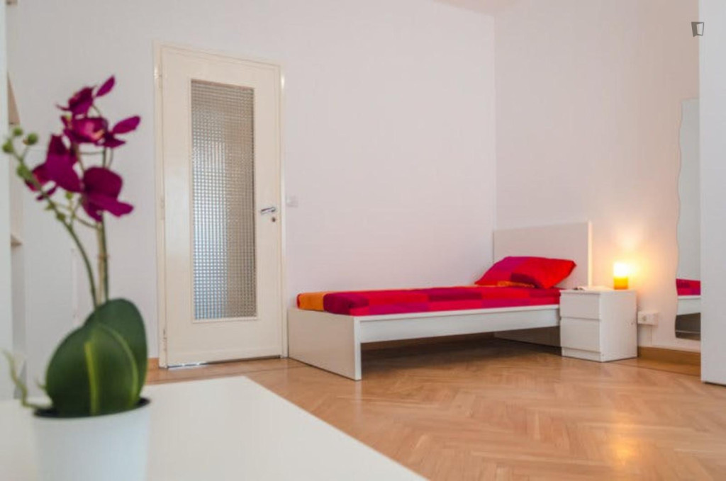 Welcoming single bedroom close to Porta Palazzo