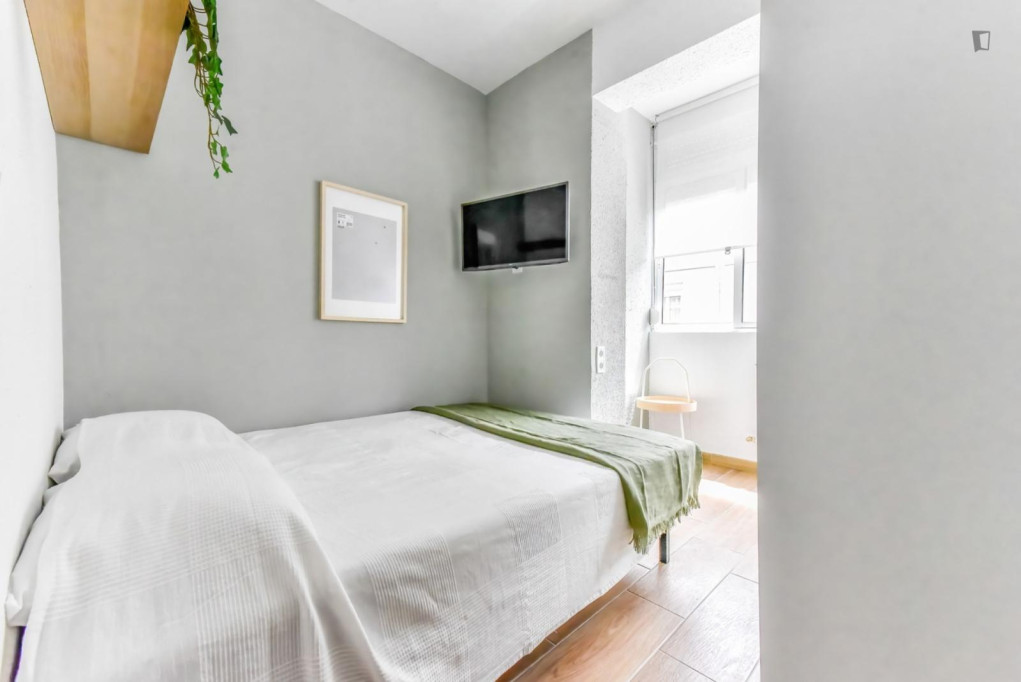 Attractive single bedroom in a property with balcony - Valladolid - chambre - ImmoJeune