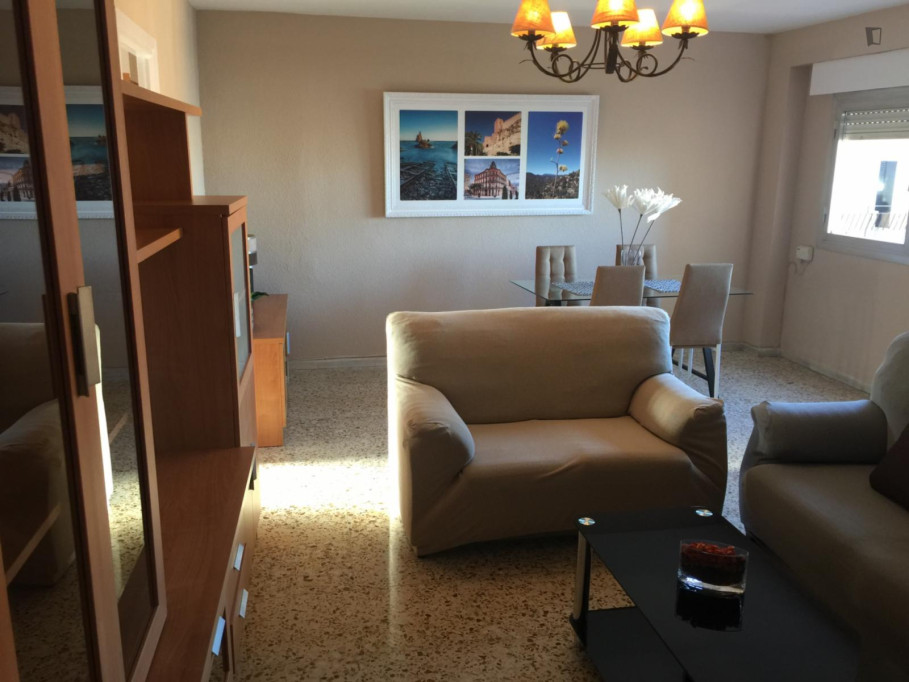 3-bedroom apartment, with outdoor area - Almeria - chambre - ImmoJeune