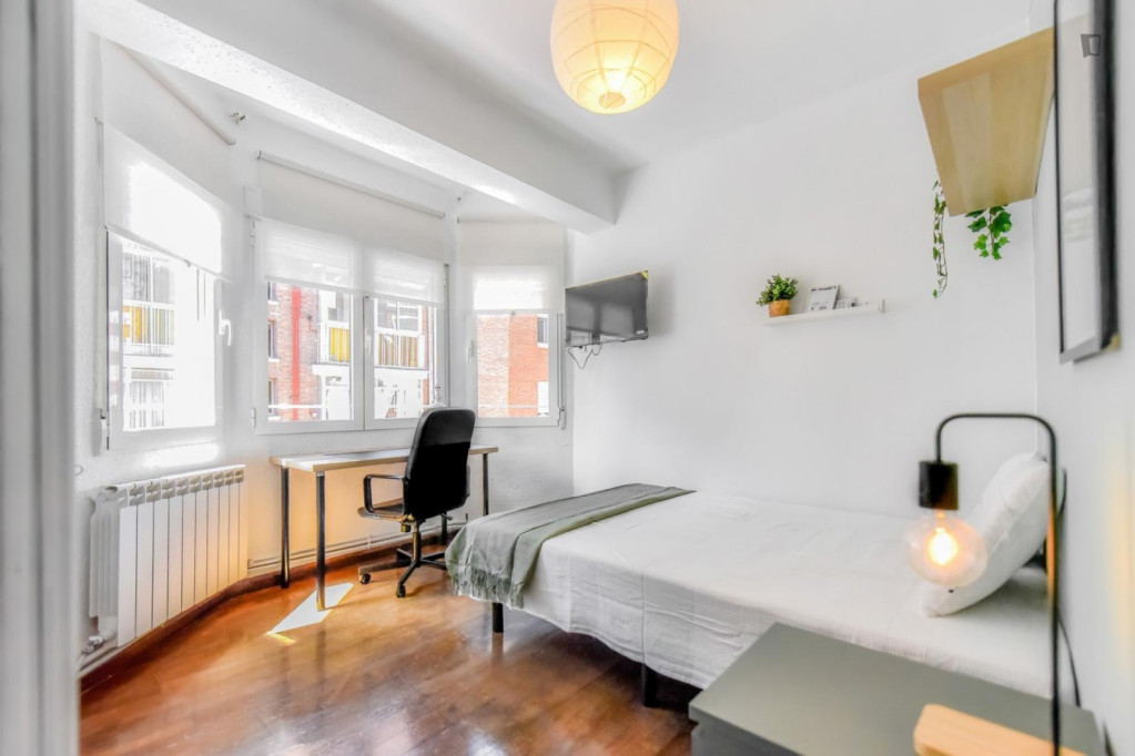 Great looking single bedroom - Valladolid - chambre - ImmoJeune