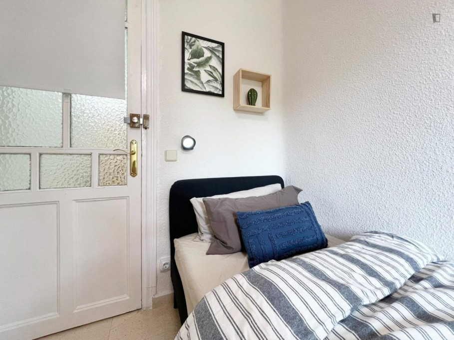Attractive single bedroom - Madrid - chambre - ImmoJeune