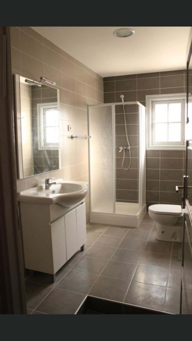 Twin Room with private bathroom in Coimbra