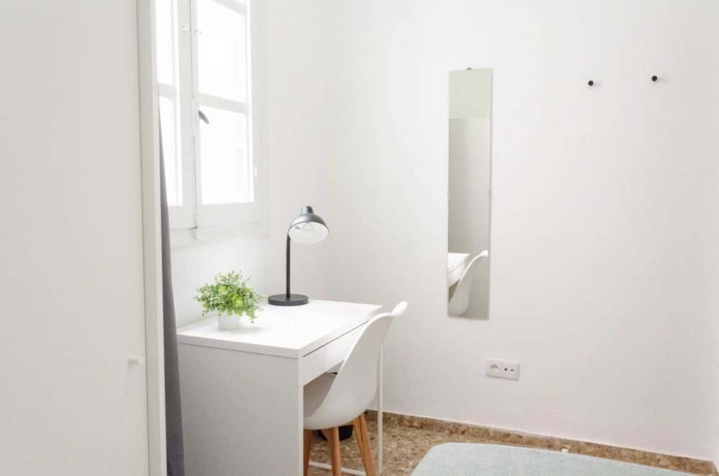 Habitación acogedora en el centro de Valencia