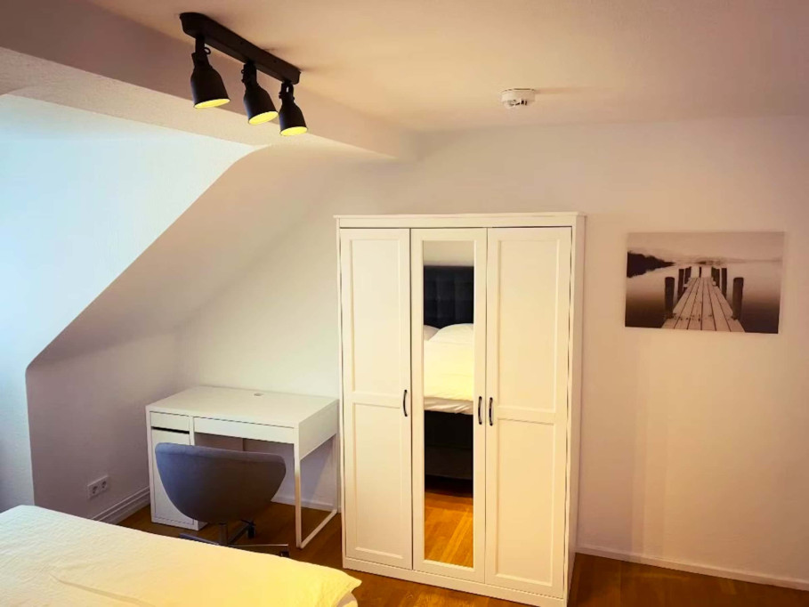 Staufenstraße 34 DG Links - Small Room