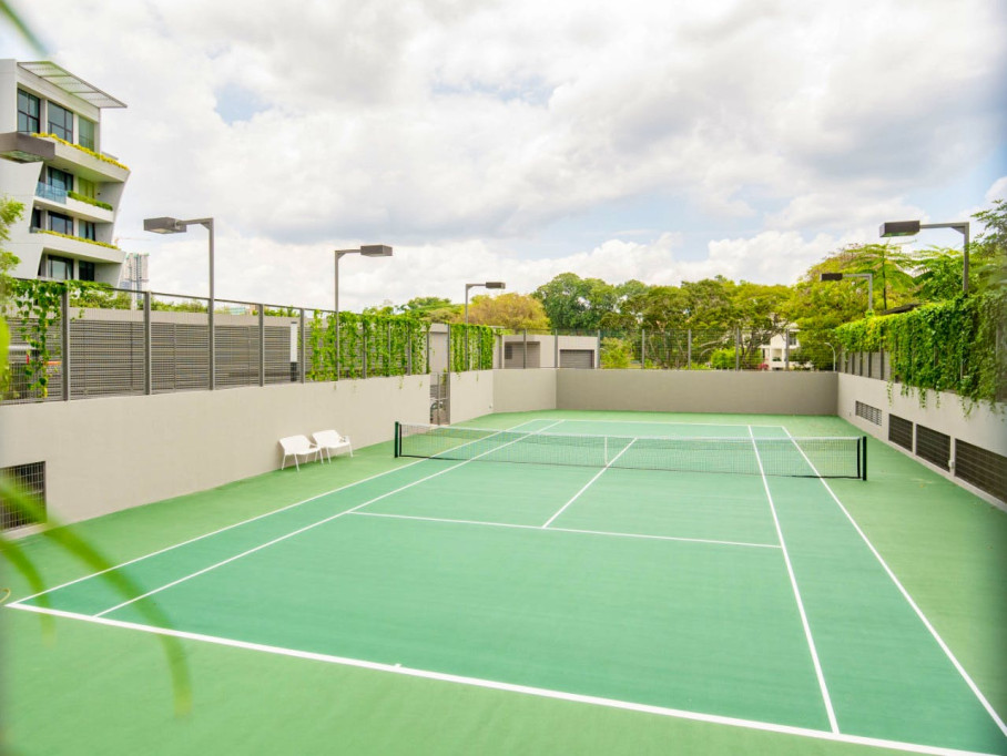 Stunning Modern Complex w/ Gym in front of Alexandra Canal Water Play Area