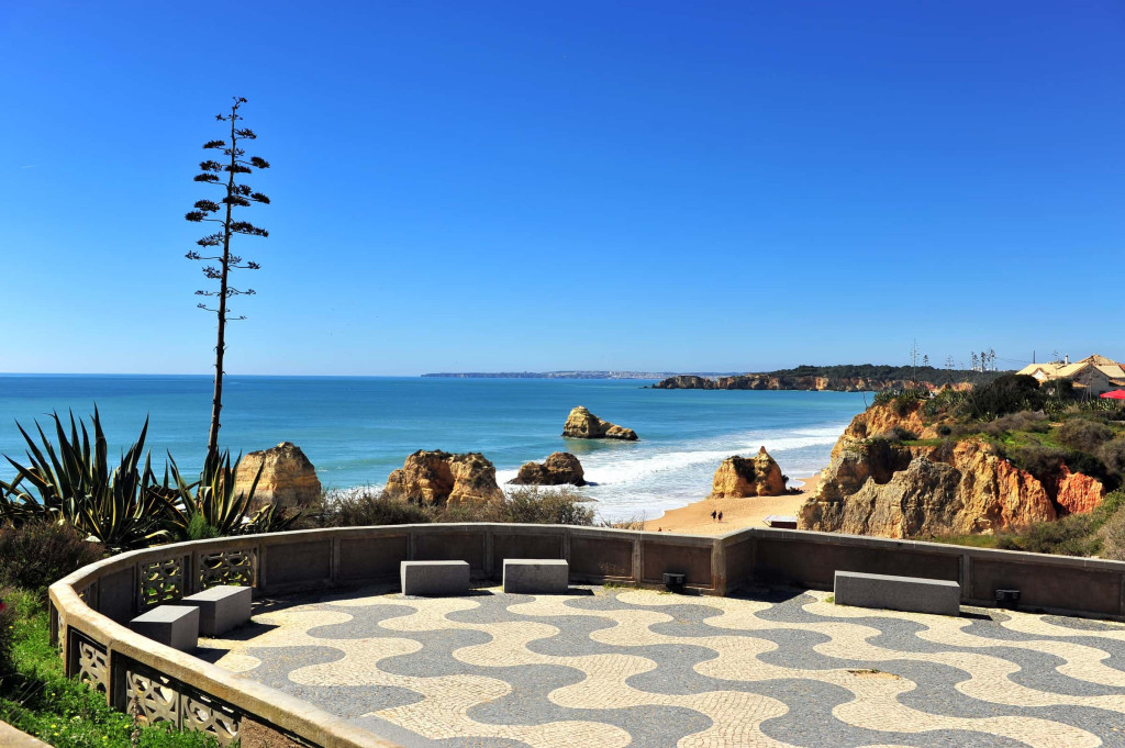 Cozy Apartment 50 m walk from Praia da Rocha Beach