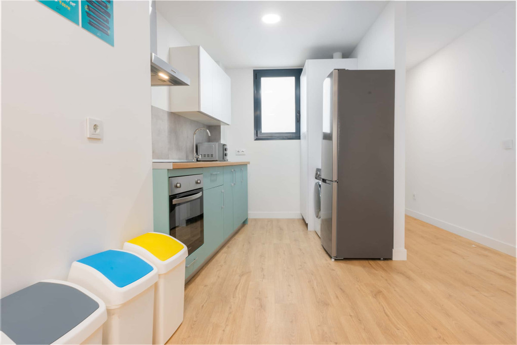 Habitación en calle Bresca M221