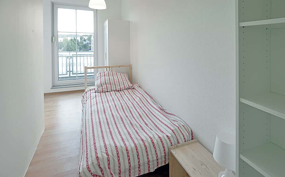 Zimmer in der Renoirallee a