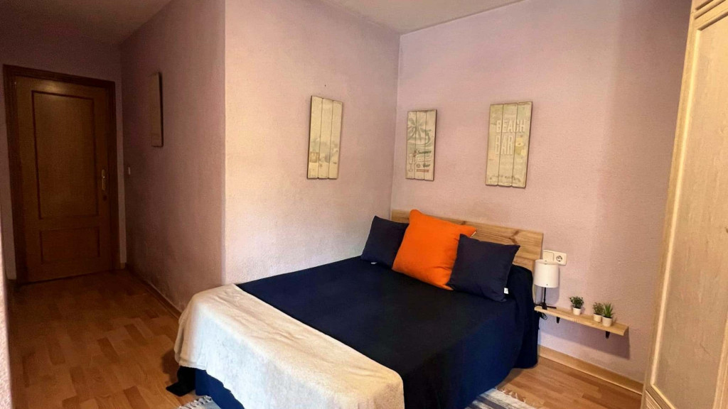 Calle Carlos III H2 apt2