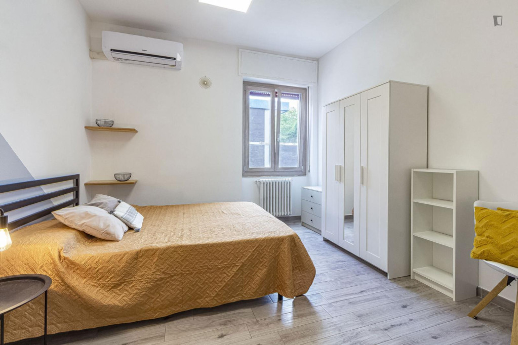 Double Ensuite Bedroom close to Vanni Stadium - Sassari - chambre - ImmoJeune