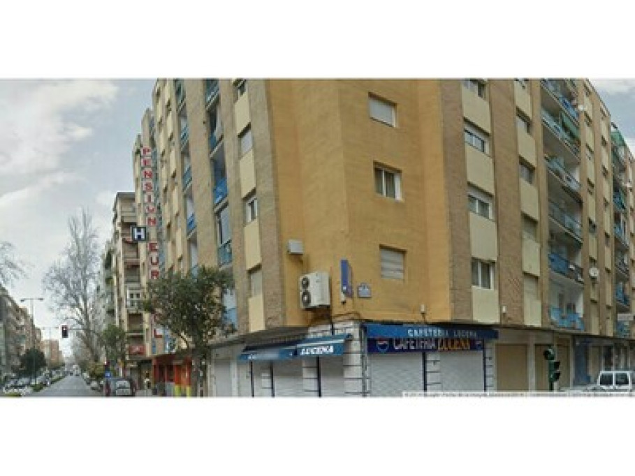 Junto Facultad de Ciencias