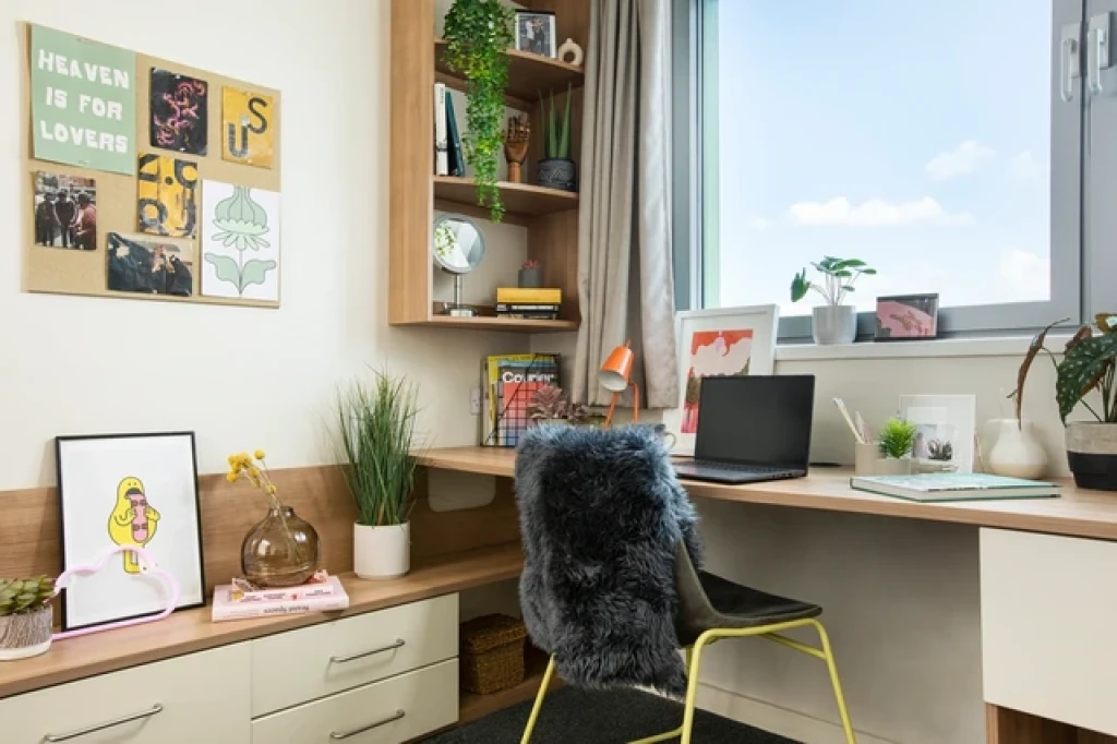 Emily Bowes Court Unite - Londres - chambre - ImmoJeune