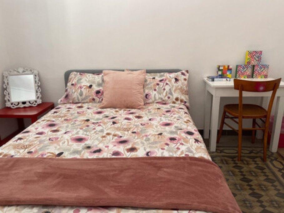 Cosy room close to the city centre