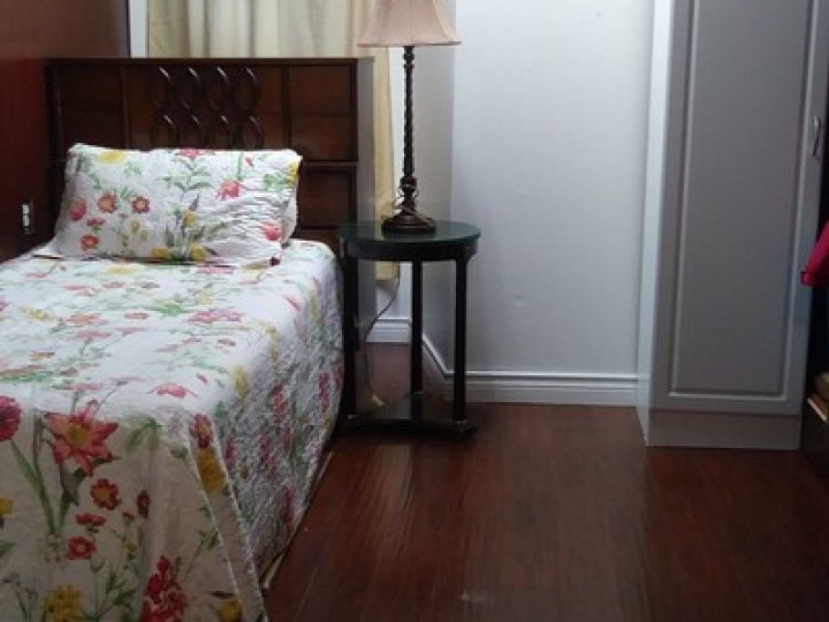 Hosted Homestay FEMALES ONLY