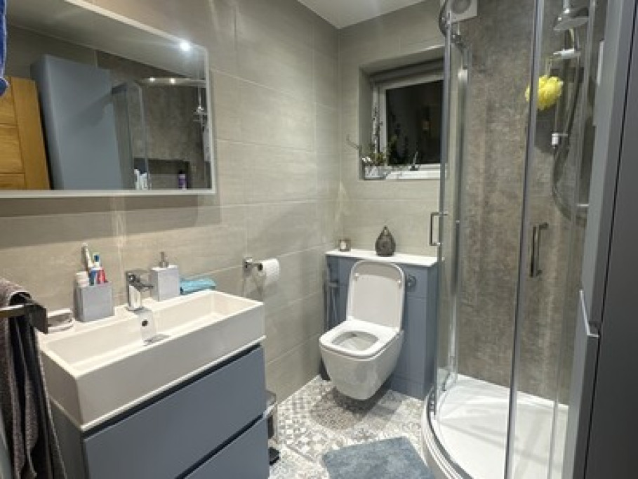 Down to earth host in Headington 